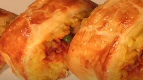 Il patè di riso al ragù: la ricetta segreta dei catanesi per uno street food perfetto