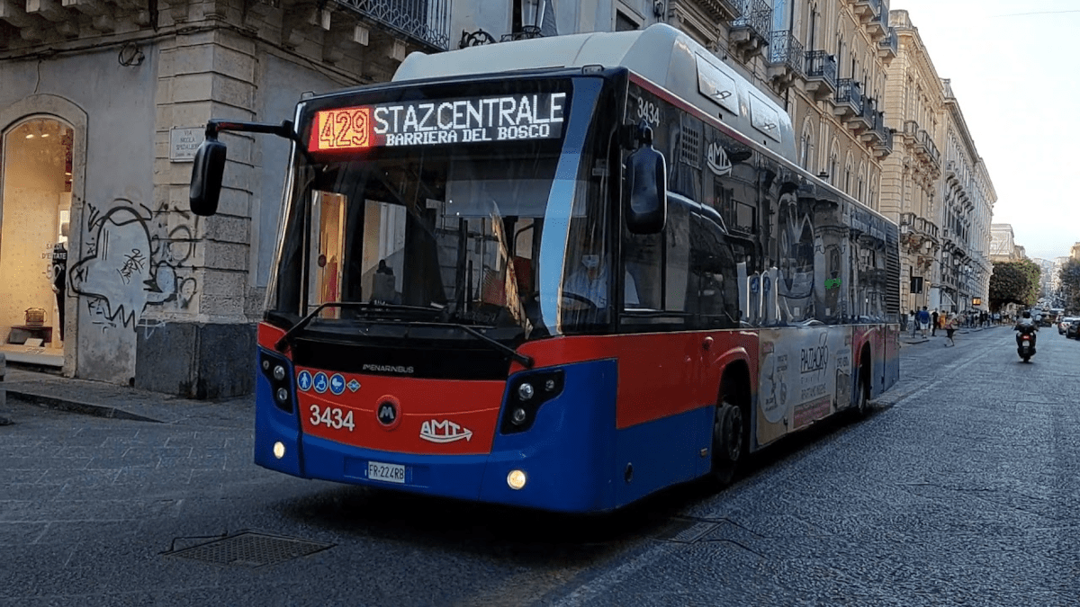 Amts acquista 30 autobus da Amt Milano per evitare di trovarsi “scoperti” nel futuro