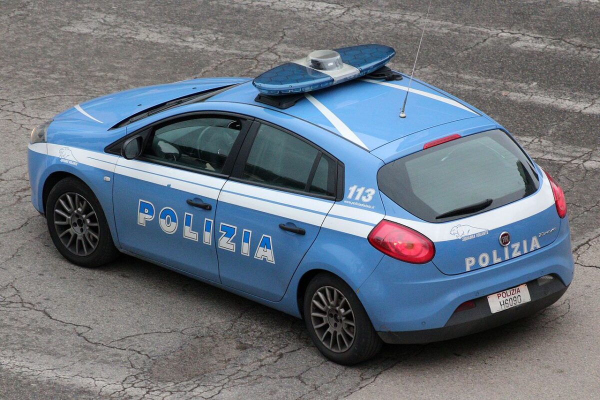 Polizia di Catania: Individuati e fermati i ladri di veicoli commerciali in sosta nelle aree di servizio