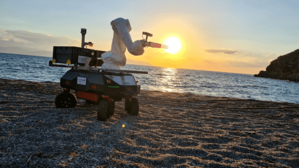 Bioblu: il robot che raccoglie e differenzia i rifiuti sulle spiagge, oggi primo “waste mob”
