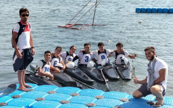 CUS Catania conquista il secondo posto al Campionato Italiano Under 18 di Canoa Polo a Bacoli: un successo nazionale che segue la promozione in Serie A!