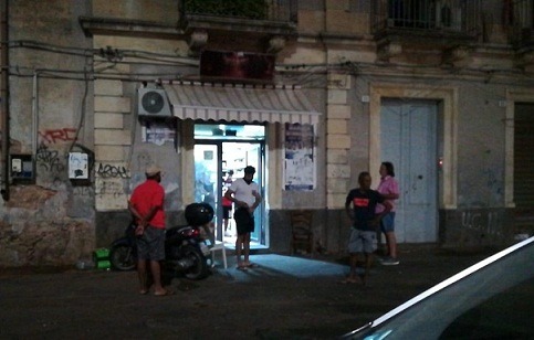 Catania: 18 attività commerciali sanzionate per violazione dell&#8217;ordinanza sulle bevande da asporto e chiusura notturna