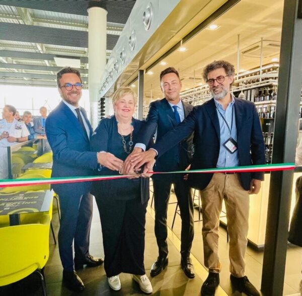 Chef Express e Contadi Castaldi insieme per un&#8217;esperienza enogastronomica unica all&#8217;aeroporto di Catania