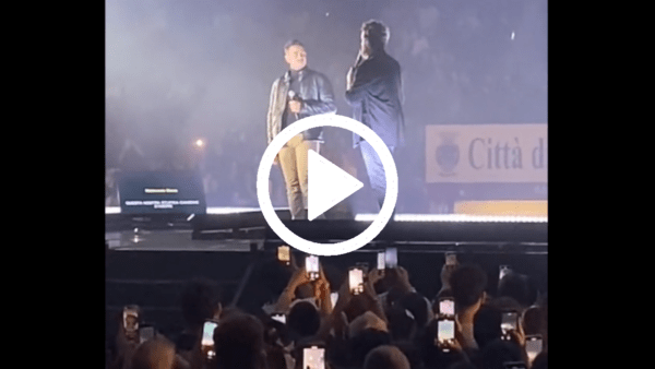 Durante il concerto di Tommaso Paradiso a Catania accade l'inaspettato [VIDEO]