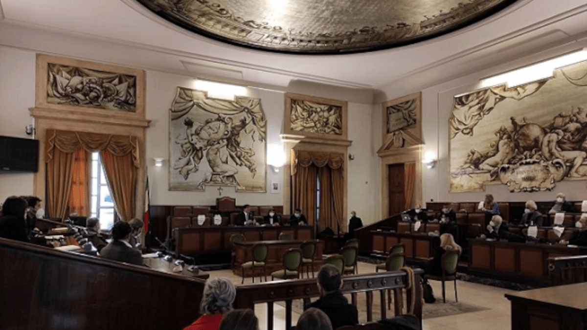 Corte Conti condanna Enzo Bianco Giunta 2018 dissesto finanziario Comune di Catania risarcimento