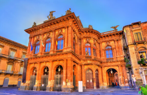 Dietro le quinte del Teatro Massimo Bellini, tutto quello che devi sapere sul più noto palcoscenico catanese