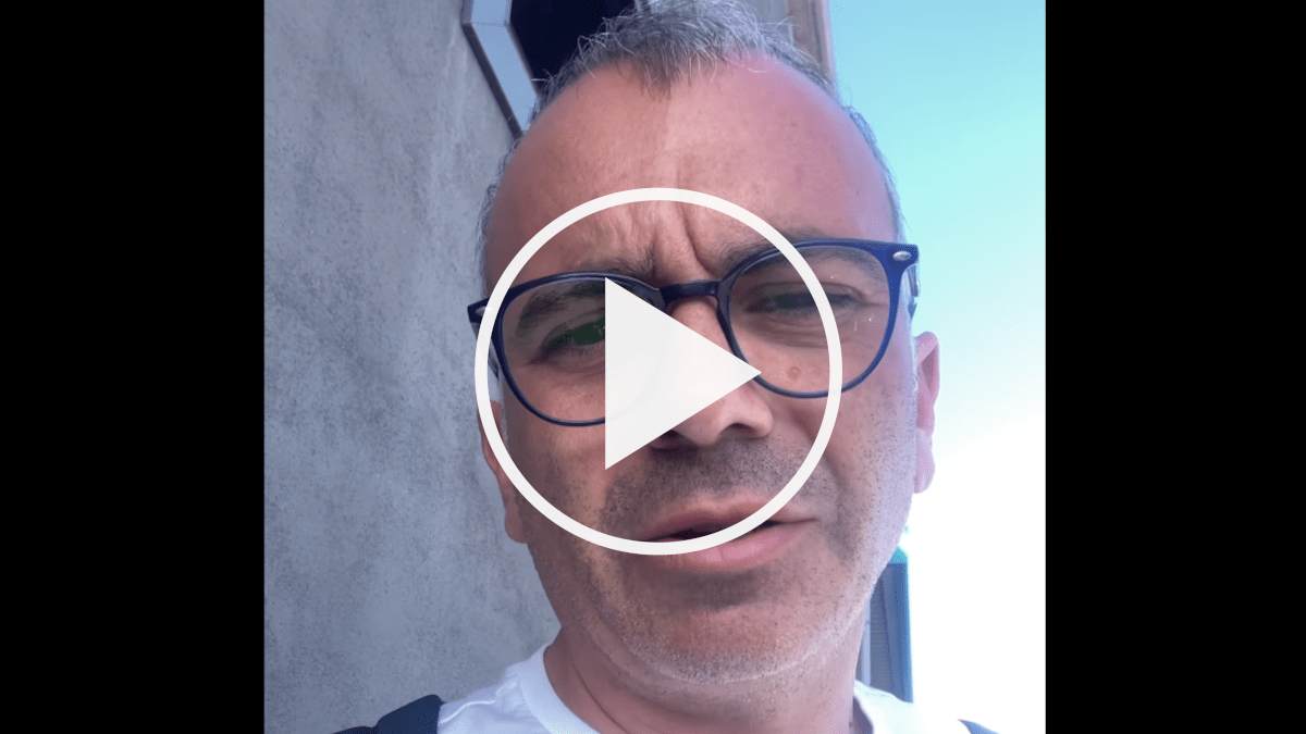 Eduardo Saitta contro i furbetti dei caselli “Telepass”: il video denuncia dell’attore