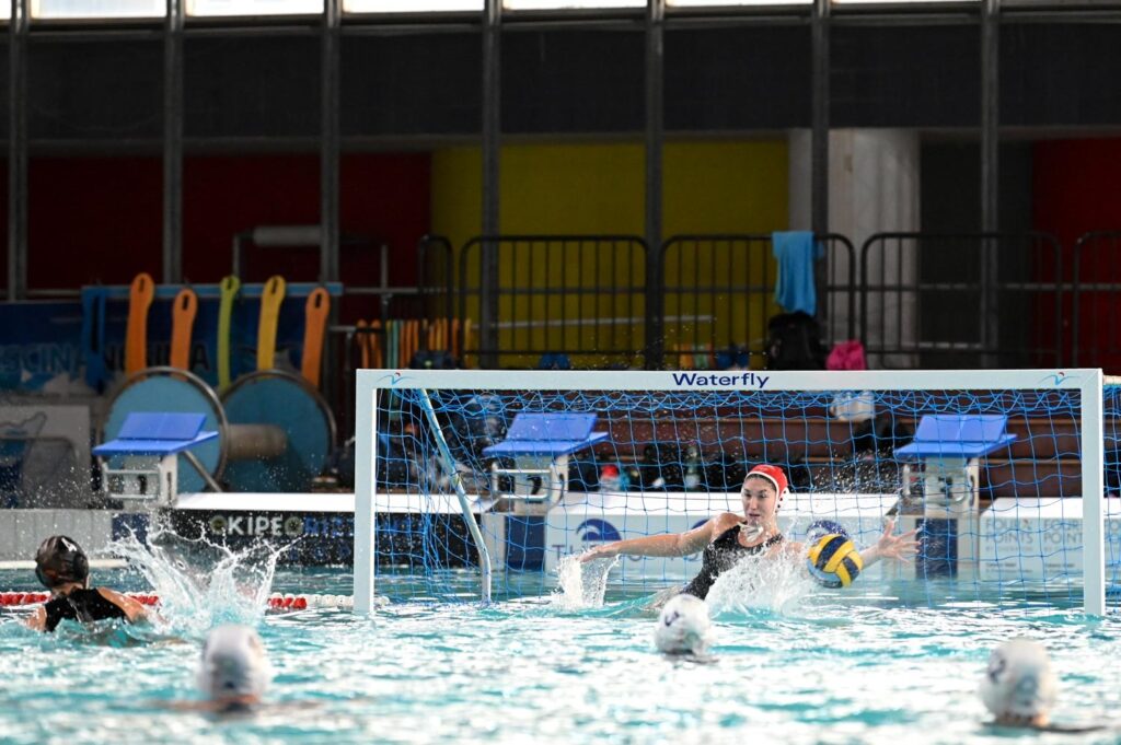 Ekipe Orizzonte trionfa nella Champions League di pallanuoto femminile: vittoria epica contro la Sis Roma!