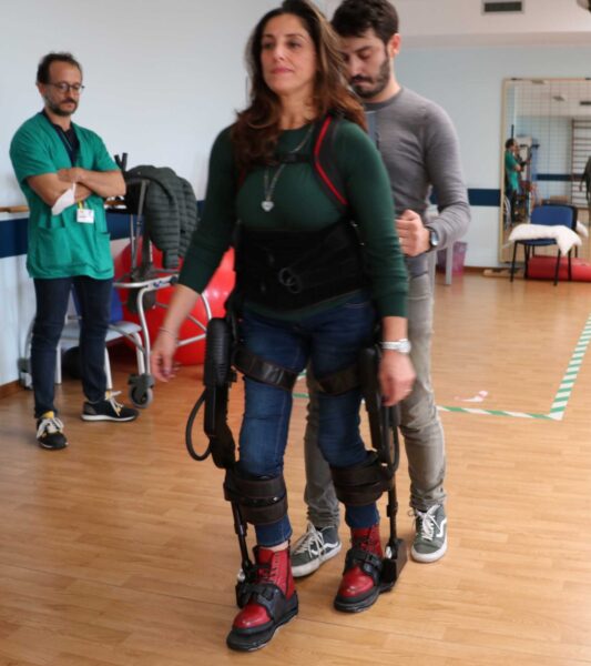 Esoscheletro bionico: la rivoluzione della riabilitazione motoria all&#8217;Ospedale Cannizzaro di Catania
