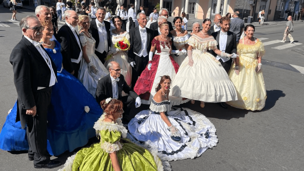 Foto Gran Ballo Sicilia Gattopardo Piazza Mazzini Catania 3