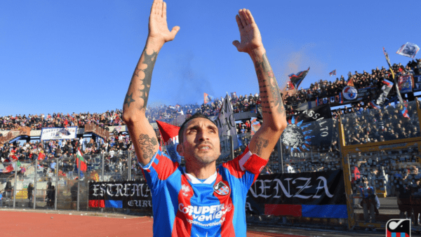 Tanti auguri Ciccio! Francesco Lodi festeggia dopo la promozione assieme al Catania SSD