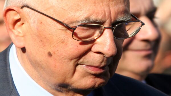 Morte Giorgio Napolitano, come rivolgere un messaggio di cordoglio