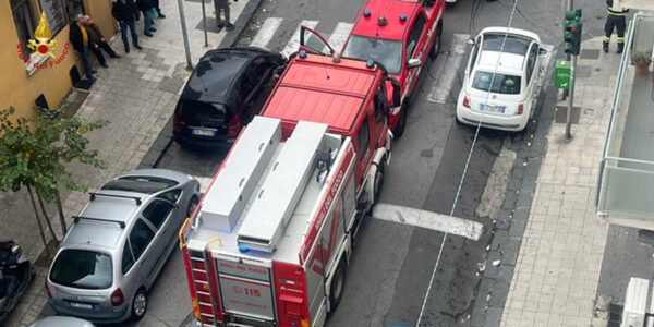 Incendio domato a Messina: intervento dei Vigili del Fuoco a Provinciale