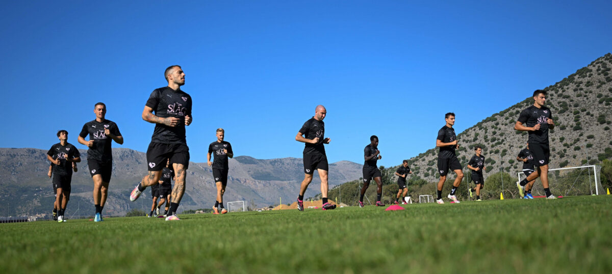 Palermo FC: Allenamento mattutino a Torretta con Eugenio Corini. Preparazione intensa per la sfida contro lo Spezia