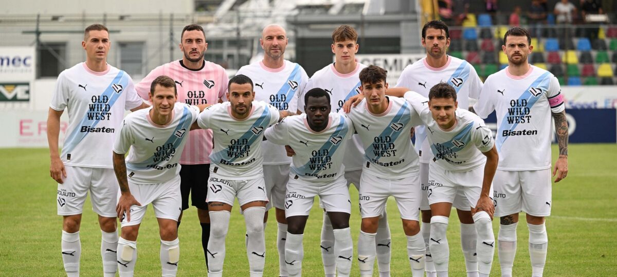 Palermo FC trionfa con un netto 0-3 contro Trento: i gol di Ceccaroni, Vasic e Brunori