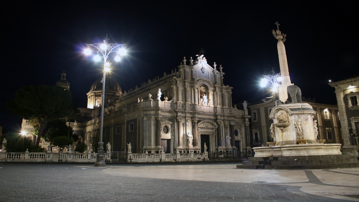 Catania, la città italiana più tropicale. Scopri i motivi del record catanese