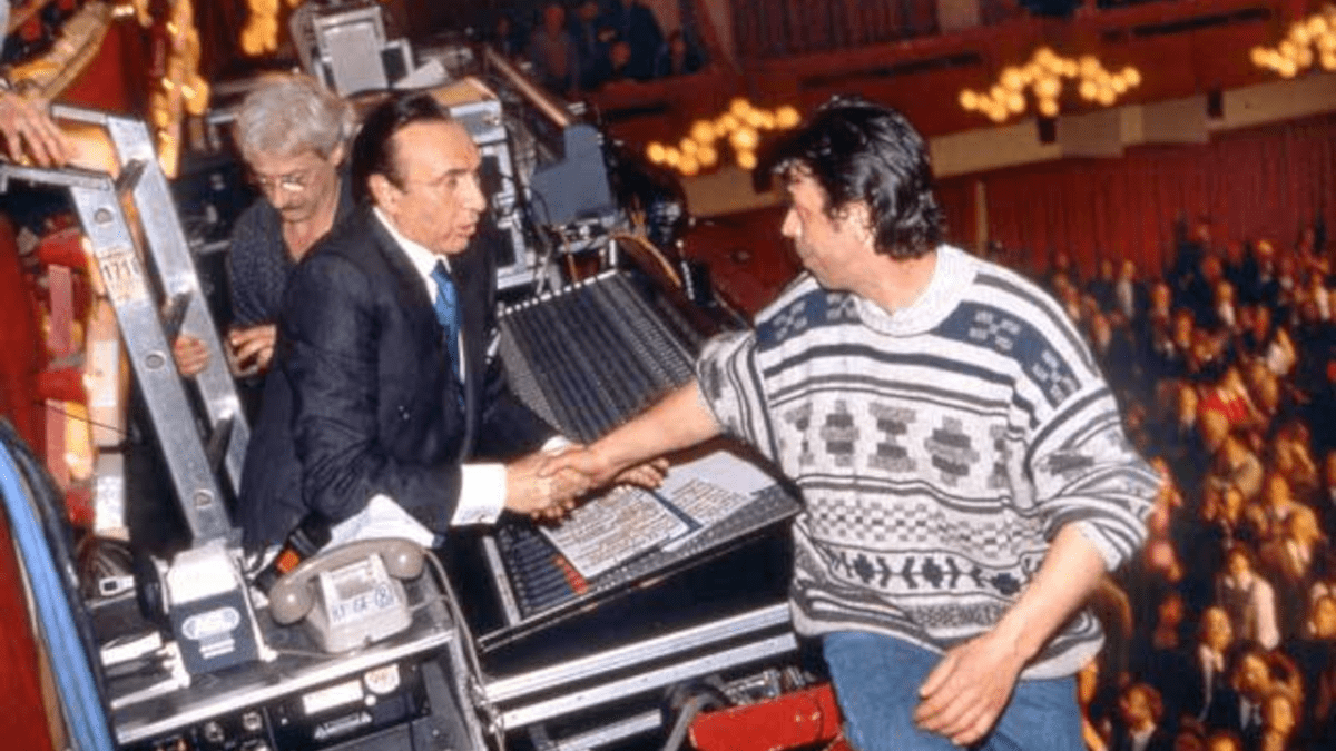 Pippo Baudo a Sanremo 1995 tentato suicidio Gaetano Pino Pagano salvataggio