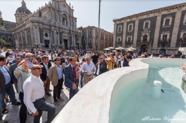 Riapertura della Fontana dell&#8217;Elefante: Catania riscopre il suo simbolo storico