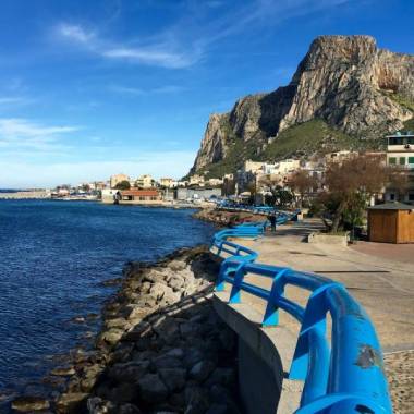 Risolta la questione del litorale di Sferracavallo: il Comune di Palermo e le associazioni si mobilitano per rendere di nuovo balneabile la zona