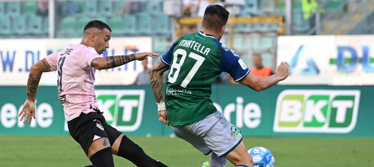 Roberto Insigne, lesione all&#8217;adduttore: aggiornamenti sul recupero del calciatore del Palermo FC