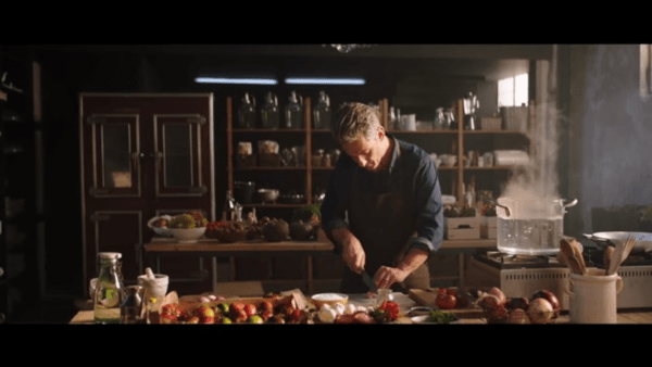 Rosario Fiorello e gli “inizi” lavorativi: il video racconto del suo periodo da “facchino di cucina”