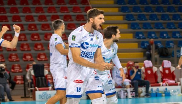 Luigi Randazzo torna a Catania per giocare con la Saturnia Volley: un ritorno emozionante nella sua città natale