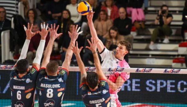 Saturnia Volley di Catania sconfitta 3-1 a Padova: match condizionato dall&#8217;infortunio a Massari