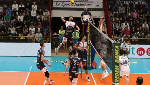 Saturnia Volley di Catania sconfitta da Allianz Milano nel Campionato Credem Banca 2023/24: il commento del coach e l&#8217;ottimismo per il futuro