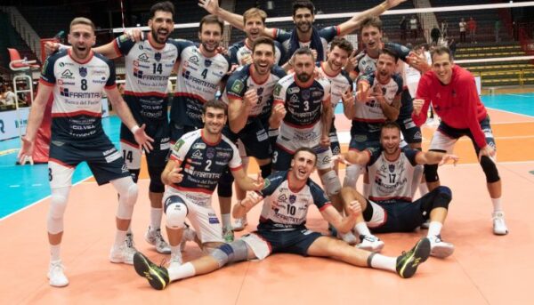 Saturnia Volley di Catania trionfa nella sua prima partita casalinga di SuperLega: la gioia esplode al PalaCatania!