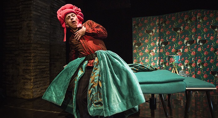 Tutto sua madre: la divertente commedia di Guillaume Gallienne debutta al Teatro Biondo di Palermo