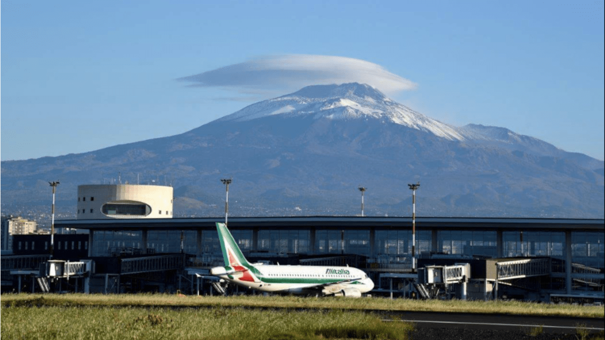 Alitalia cede il posto a ITA Airways: saluto e racconto del primo volo atterrato all’aeroporto di Catania