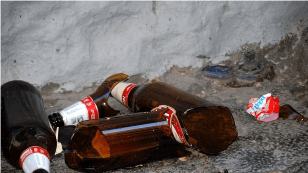 Alla richiesta di Green Pass per gli alcolici marocchino spacca bottiglia, minaccia proprietario e infrange vetrina