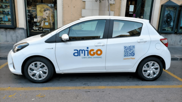 AmiGo segnala auto fuori zona tra Librino e San Cristoforo: rubata da ragazzini per farsi un giro
