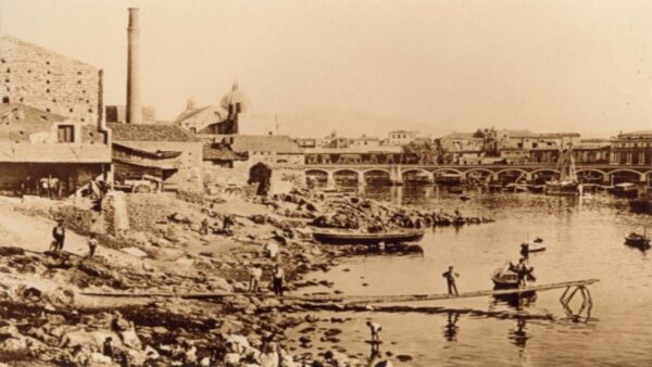 Catania e il suo porto nel tempo: 12 immagini d'epoca degli Archi della marina