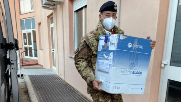 Arrivate 18.800 dosi di vaccino Novavax a Catania (I DETTAGLI)