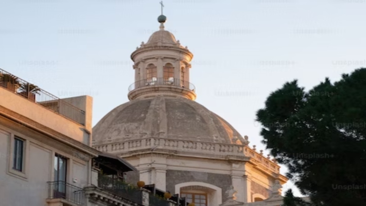 Foto su Catania, un viaggio virtuale tra meraviglie barocche e laviche