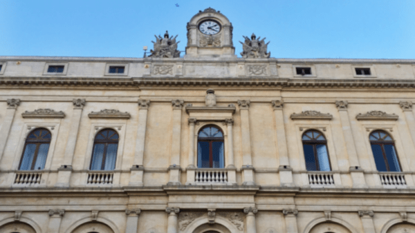 Caltagirone, assegnazione buoni spesa: ecco entro quando presentare la domanda