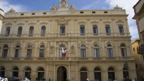 Caltagirone, il Comune annuncia la digitalizzazione dei servizi