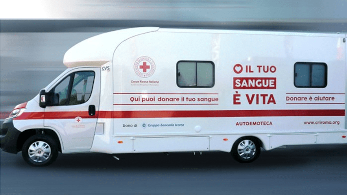 “Catania dona la vita!”: autoemoteche in città, l’appello: «Catanesi, venite a donare il sangue».