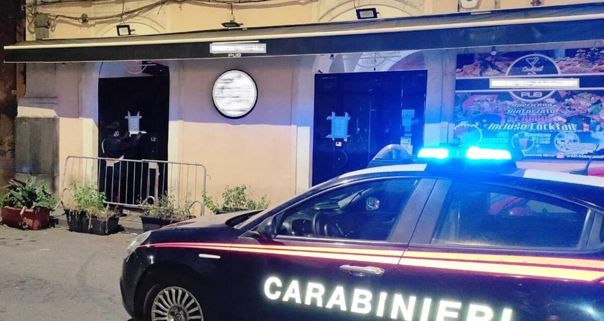 Catania, pub chiuso e clienti sanzionati per aver violato il coprifuoco
