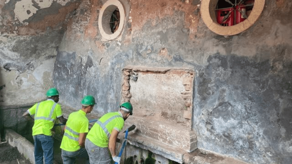 Cominciati ufficialmente i lavori di restauro fontana dei Sette canali nella Pescheria di Catania
