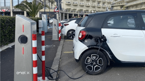 Comune utilizza fondi in chiave “Green” per nuovo parco auto di servizio: giunti i primi 150 veicoli