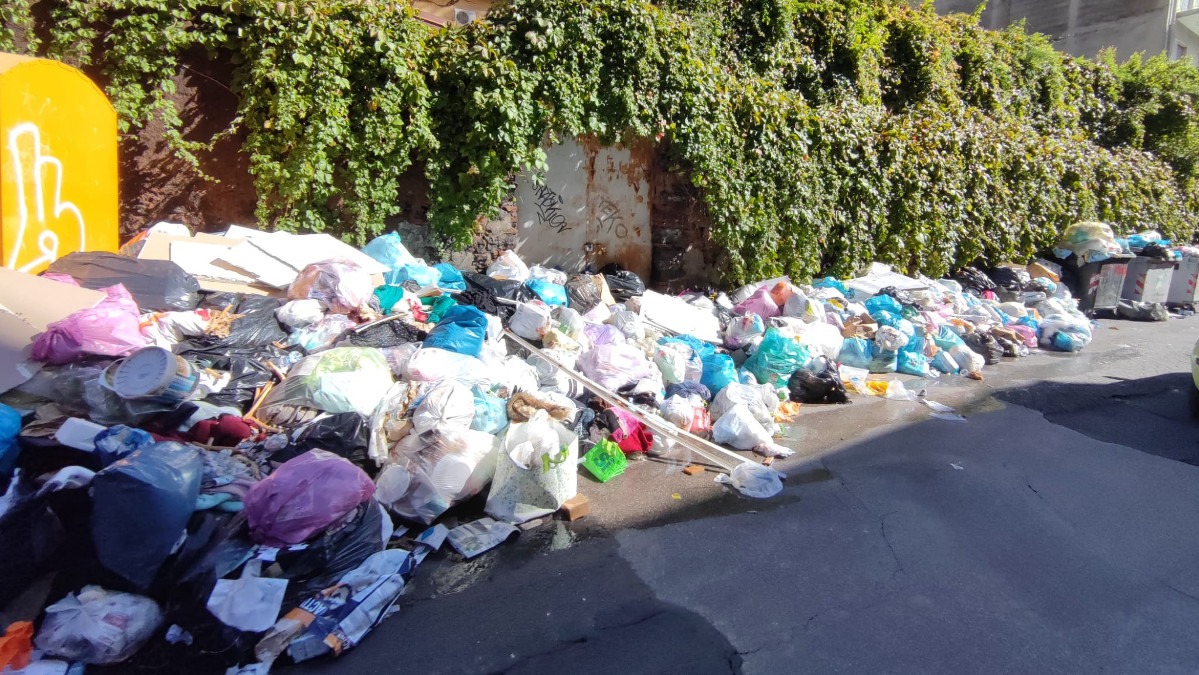 Emergenza rifiuti, Buceti: "Può essere arginata con la raccolta dei rifiuti porta e porta"