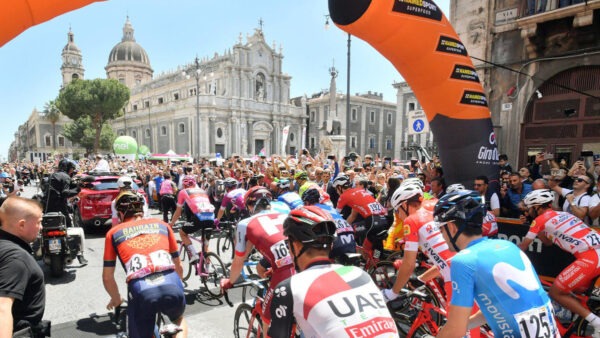 Giro d’Italia a Catania, Comune dispone la chiusura delle scuole