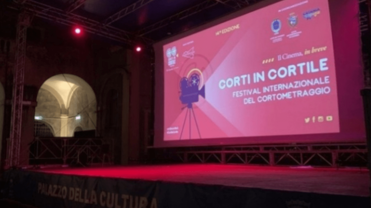 Gran finale stasera per la XIV edizione del festival Corti in cortile nel Palazzo della Cultura
