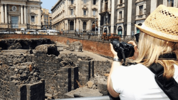 I turisti premiano la Sicilia: il turismo ritorna ai livelli pre Covid (I DETTAGLI)