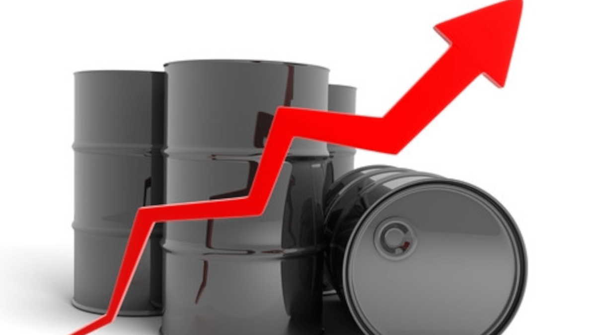 Il petrolio diminuisce di valore ma i prezzi del carburante aumentano: la denuncia delle associazioni