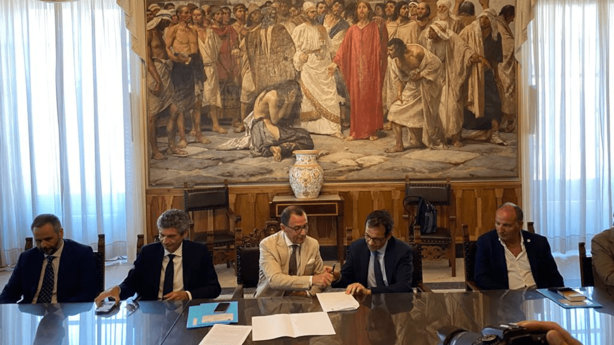 Incontro Comune di Catania e Zes: firmato accordo per sviluppo infrastrutture e imprenditoria