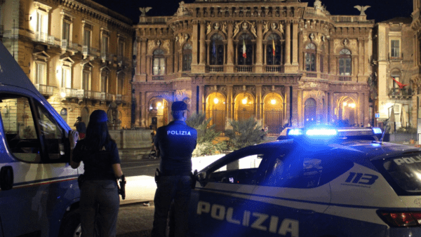 Mala movida: controlli nelle vie del centro storico con Polizia scientifica, amministrativa e locale