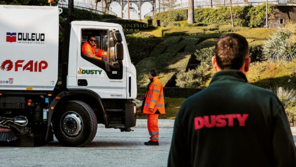 Malviventi si spacciano per operatori ecologici. La denuncia di Dusty: "Invitiamo gli utenti a non aprire a nessuno"